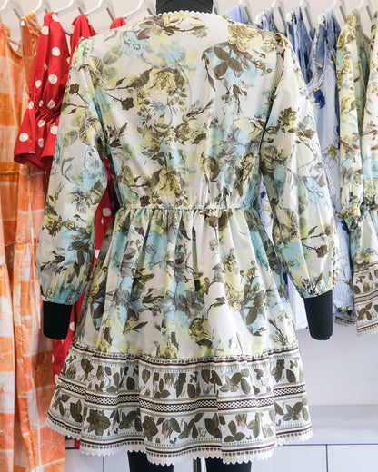 Sage & Olive Vintage Floral Short Dress